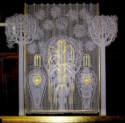 The fountain, year: 2011, size: 95x90x10cm, material: paper sculptur, paper cut, gold on paper - paper - wood - glue, photographer: private